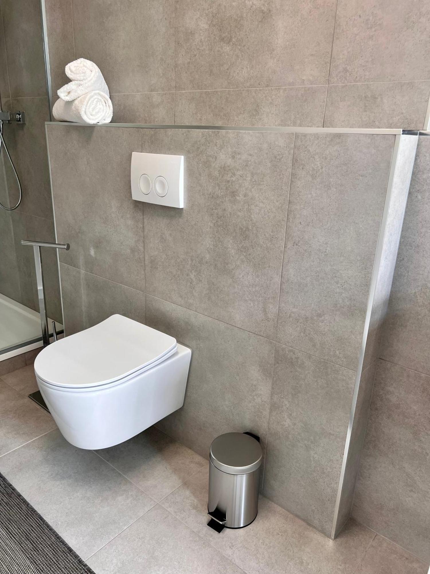 Apartment Kander 140 M2 Görlitz Buitenkant foto